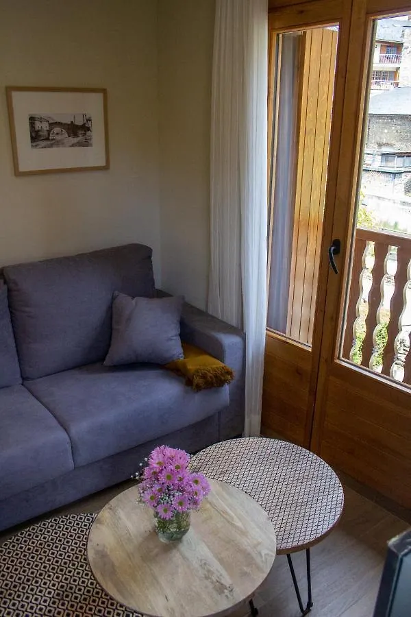 Apartaments Areny - L'Amfitriona Esterri d'Àneu Apartamento